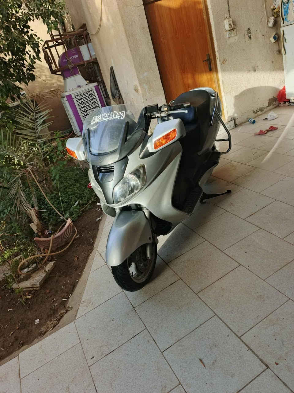 سلام عليكم البيع دراجه سكاي ولف  650  عميه مال جناي مكفوله الدراجه كفاله عامه   والسعر 17وبيه مجال الشراي بي خير ويدلل مكاني طوريج ***********
