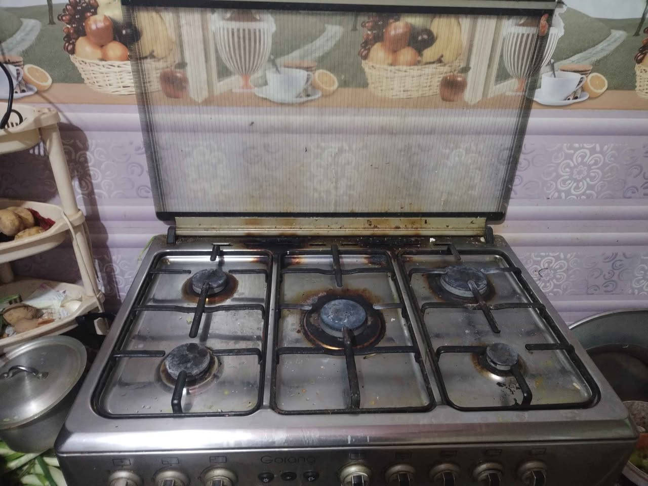 طباخ مع سافطه للبيع شغالات عالفحص مكاني نجف *********** النجف, العراق
