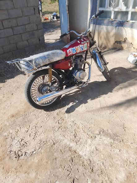 شاصي نامه اوراق سكنر دراجه خير من الله مكينه حلوه وناعمه المكان حله دبله السعر 240  وبيه مجال ***********
