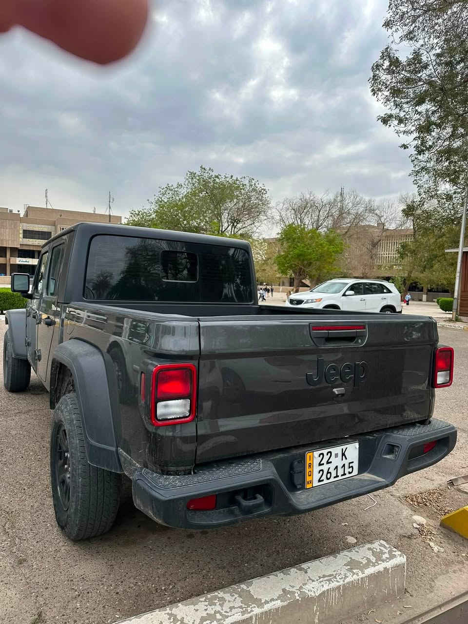 جيب كلاديتر
2023
ماشية 30,000 mi
كلين تايتل مكفوله حادثها صدر امامي فقط مبدل اصلي
مواصفات s العاديه فقط بصمه
السعر  32,000 $ قابل للتفاوض 
***********
رقم اربيل
للبيع او مراوس حسب القناعة
