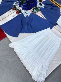 طقم تنورة • جينز • مقاسات ٣٨-٤٦