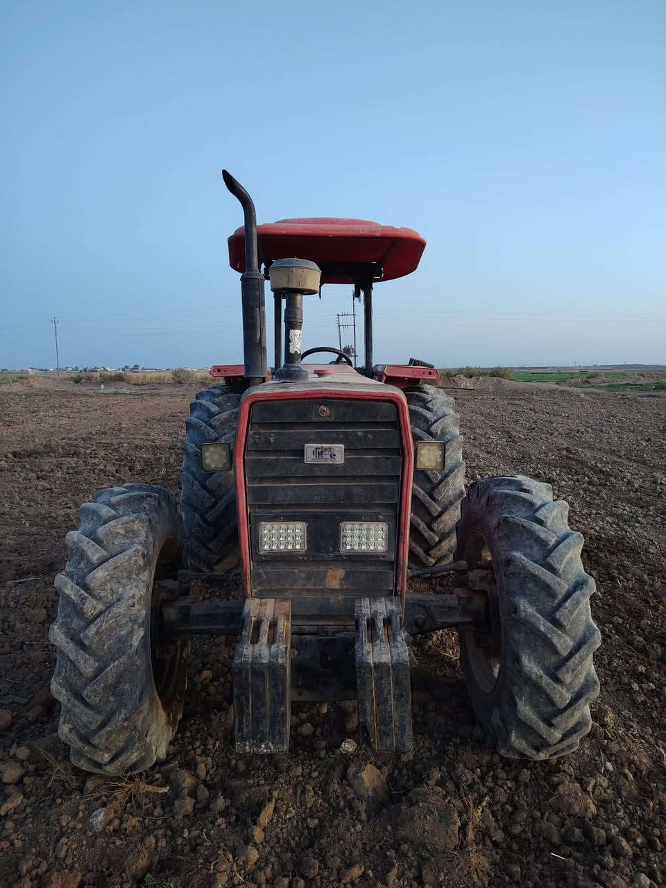 سلام عليكم تنكتر ايراني 2013 للبيع رقم سليمانيه السعر ١٠٥وبي مجال تصل***********
