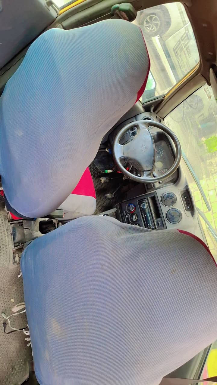 سلام عليكم شباب من رخصت مدير الكروب سايبا موديل ١٢
سياره كير محرك مكفول تبريد وتتفة شغاله 

تخم تاير جديد فيتبام جديد سياره بيه جاملغ بدل 

وجارده ابيع كوم حديد تجي شوفه تعجيك اهلن وسهلان 

ما تعجبك اكو هواي بل سوك نقصه بس كهربايت عارضه ٢٣ وبه مجال هاذ رقمي بي واتساب*********** مكان السياره بغداد
