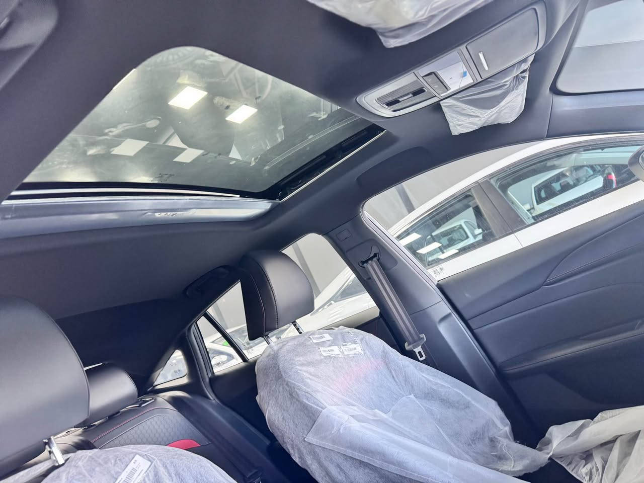 MG GT 2025 FULL🔥
ئیمجی جیتی ٢٠٢٥ فوول مواسەفات
ره‌نگ فیلی مرخوب 
شاشە ئەکتیڤ،پێش و پشت لید ، ئاوێنە شەفت ، ئاوێنە ئیشاڕە ، بەسمە ، سلایت ، سبوغ تەنک 
سعری تەنها🔥 120$ 
شوێن هەولێر ، جادەی ١٠٠م بەرامبەر دایرەی گومرگی سەیارە 
پ: ***********🔥🖤 أربيل, العراق
