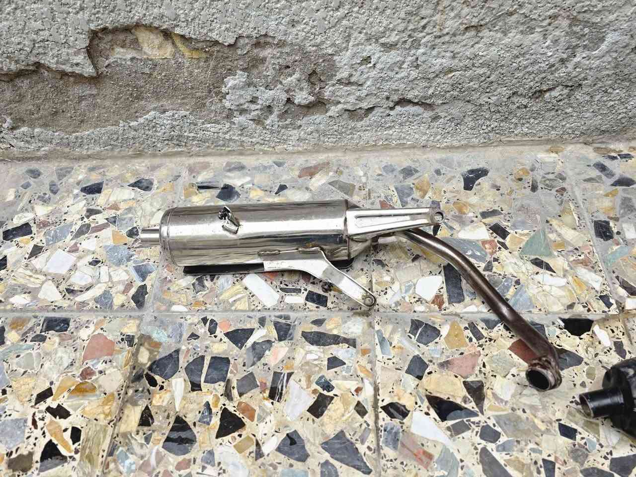 السلام عليكم صالنه عدد ٢ رياضي مال ماكس وحده نوعها SRZ
والثانيه FM 
العنوان بغداد مدينه الصدر رقم الهاتف ***********
