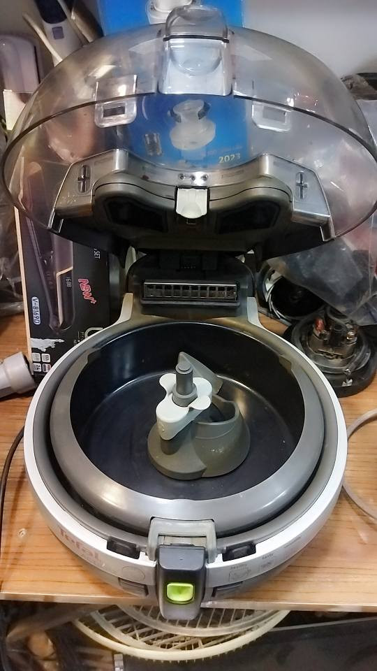 قلايه هوائي مال باله ماركه تيڤال فرنسي شغال شرط الفحص مستعمل نضافه كما موضح بالصورة السعر 35 عنواني اربيل داره توو يوجد توصيل داخل اربيل فقط حسب المناطق أربيل, العراق


**إذا كنت صاحب هذا الإعلان وتريد حذفه لأي سبب، رجاءا أرسل رسالة إلى الدعم الفني**