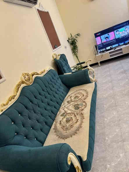 #تخم ملكي زان تركي #
فول نظافه 
مقاعد 10
العنوان. شهداء البياع 
سعر الشراء. 15ورقه
سعر البيع مستعجل 
(مليون) 
 بيه مجال بسيط
 واتساب***********
