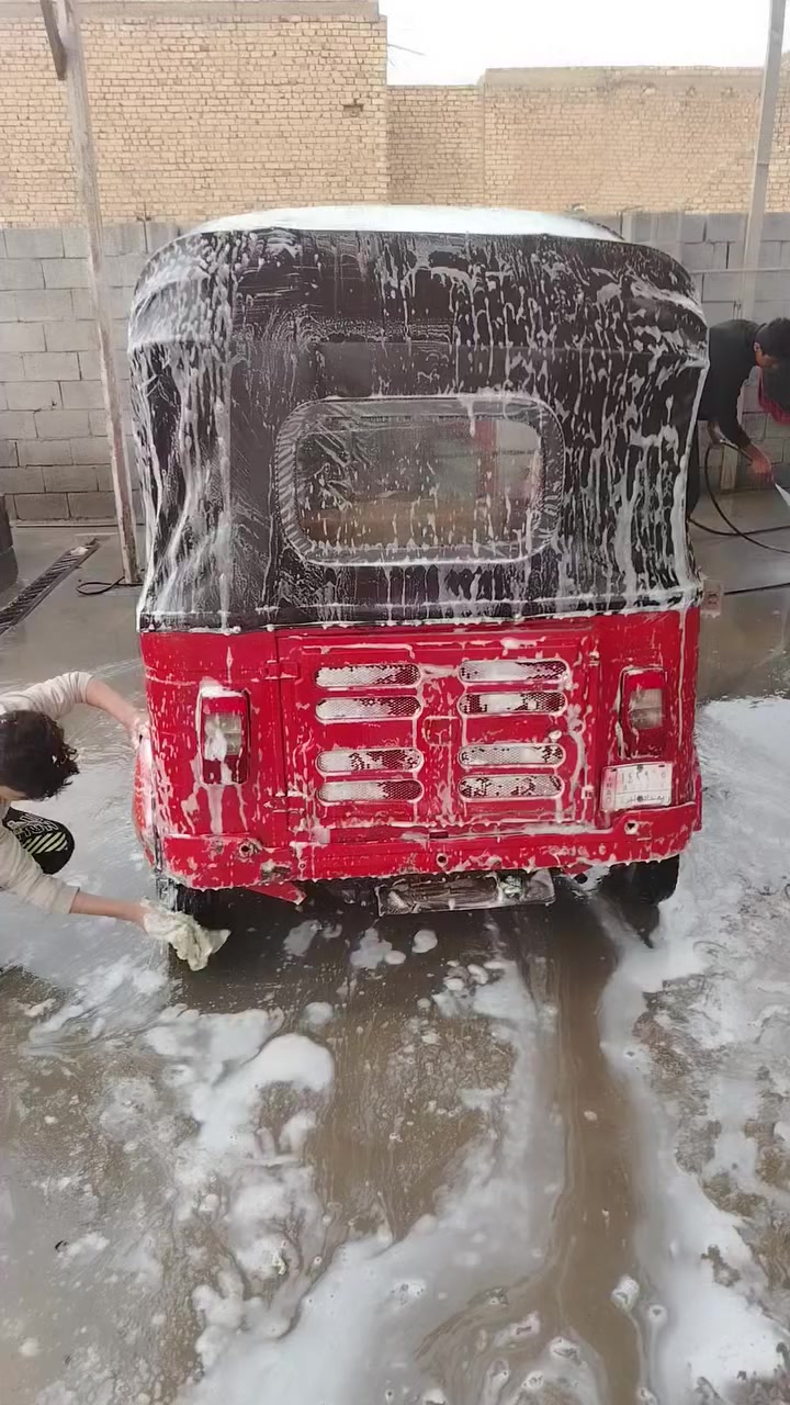 السلام عليكم تكتك لبيع أوراق موديل 17داخله 18 تكتك نضيفه مثل متشوف تخم تاير جديد تكتك حلوه كهربيات كله شغاله دوشمه جديده جادر جديد مكينه خير من الله لاتنقيص ولاتبخير السعر ٣ ملاين وبيه مجال مكاني الحسينيه مال راشديه رقم *********** موشراي لاتخابر ملاحضه أوراق المصطفى كامله اصليه ماعده الوصل مال مصطفى ضايع
