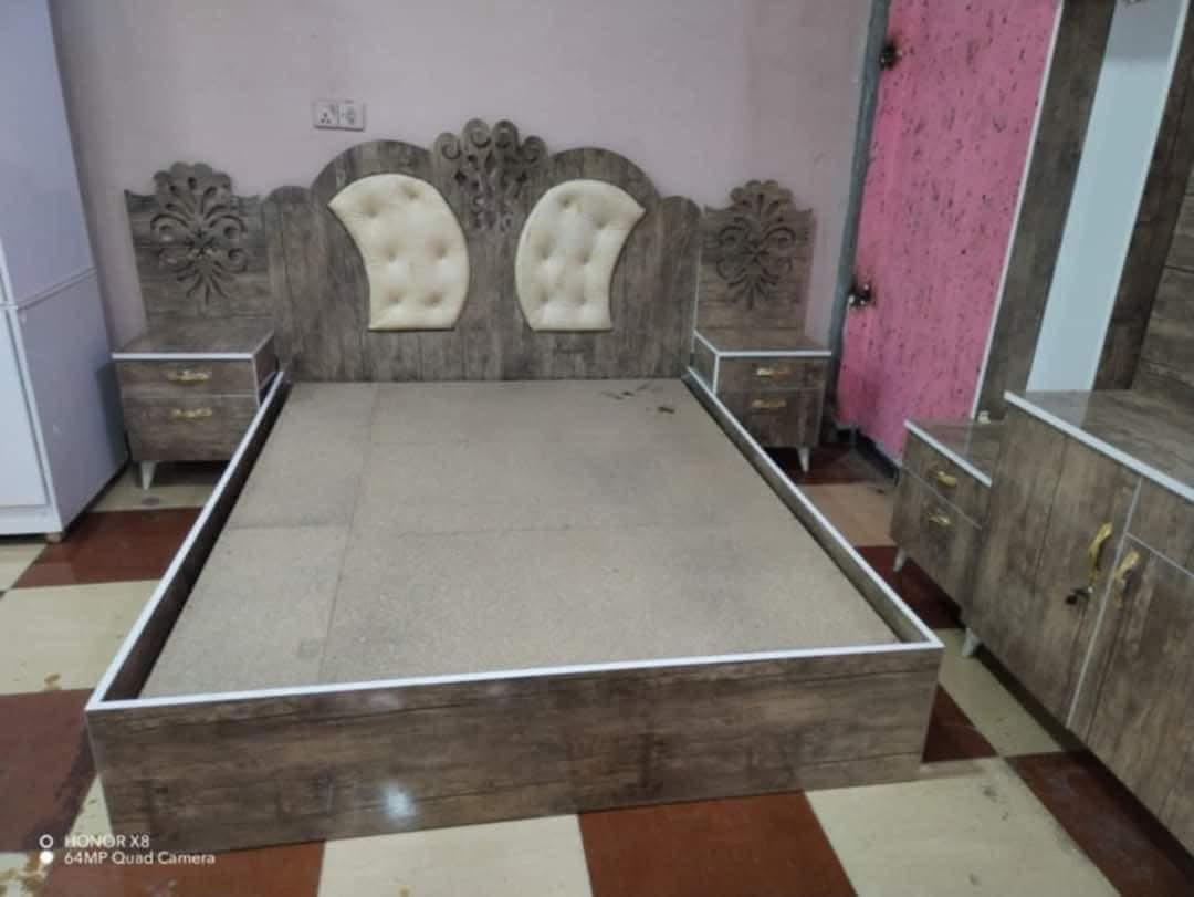‏غرف نوم ست قطع مع كانتور أربع باب سعر 425 حجز خاص أو زيارة الموقع داخل كركوك اللون حسب طلب الزبون ￼


**إذا كنت صاحب هذا الإعلان وتريد حذفه لأي سبب، رجاءا أرسل رسالة إلى الدعم الفني**