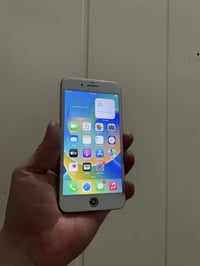 آيفون ٨ بلس • ٦٤ جيجا • باتري ٩٥٪