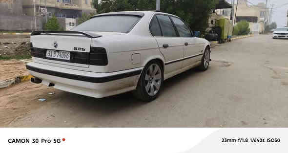 السلام عليكم:(1990)525 أصل 520
#كفاله_عامه_من_الضربه_والصبغ_والخياس
ع وضعه الشركه كلين 
وارد خليجي رقم بغداد دولي شرط التحويل
غرامات صفر
محرك 25تك فانوس  V6 كير اوتو 
أكسل قفل 
أربع جامات كهربائي
سنترلوك  بالكامل شغال حتى صندوق وقبق بانزين 
الداخل جلد مدوشمه جديد نضافه‎%‎100
لايت صليب اسود بلاد اصلي
منضومة عدسات زينون عالي ناصي 
بك لايت اسود أصلي
سبايدر ويدات وداخل مطلي بالكامل فايبر
نشره دشبول LED
دعاميات m 
دوس ام اصلي 
صالصنه رياضي كلش هادئه
ويل اصلي قياس 18 وبي تخم تاير جديد
باتري جديد 88 أمبير 
كهربائيات بلادي بدون اي جطل 
حداديه امامي وخلفي جديد
منظومه بنزين آدامه كامله
منظومه مي  جديدة
راديتر جديد
(السيارة متعوب عليها بدون وجع كلب وبدون متصرف عليه ربع) 
السعر 75 والله ملزكات اكثر من هذا السعر 
هاي بلادي بدون صبغ وجديده حيل
بغداد كمب ساره 
***********
***********
