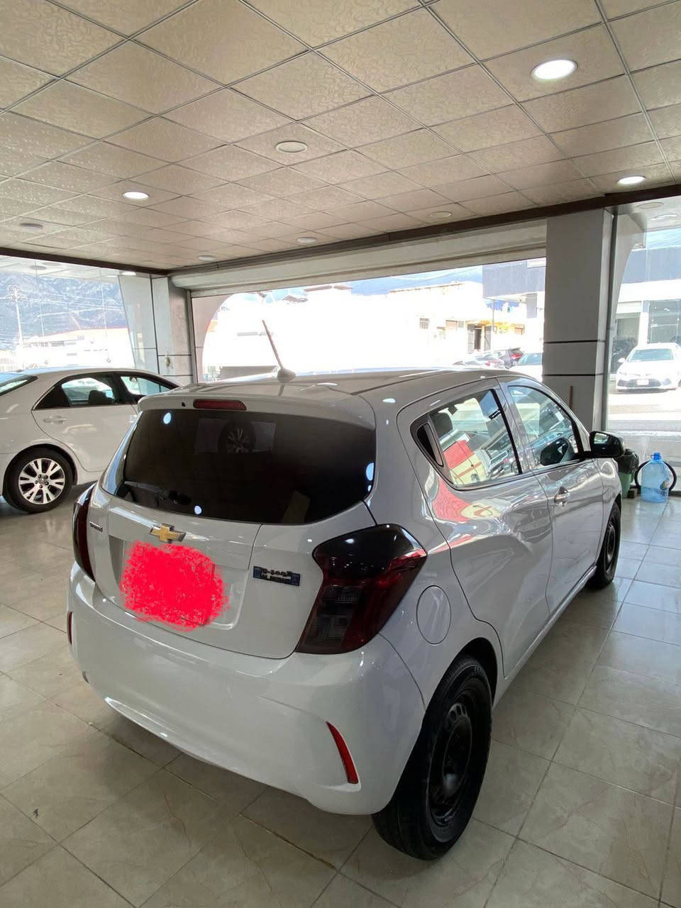 سيارا شوفرليت سبارك لبيع فقط... سيارا مال شغل خاصه لي طلبيات مصرف بانزيزن حيل قليل ... موديل ٢٠١٨ ....كير اوتوماتيك ...كير محرك صدر أمامي كله شرط .... سيارا بيها قطعتين ونص صبخ ... سيارا صفر شركه ...مكان سيارا دهوك .. للاستفسار *********** ..... سعر 80$ مجال قليل.... دهوك, العراق
