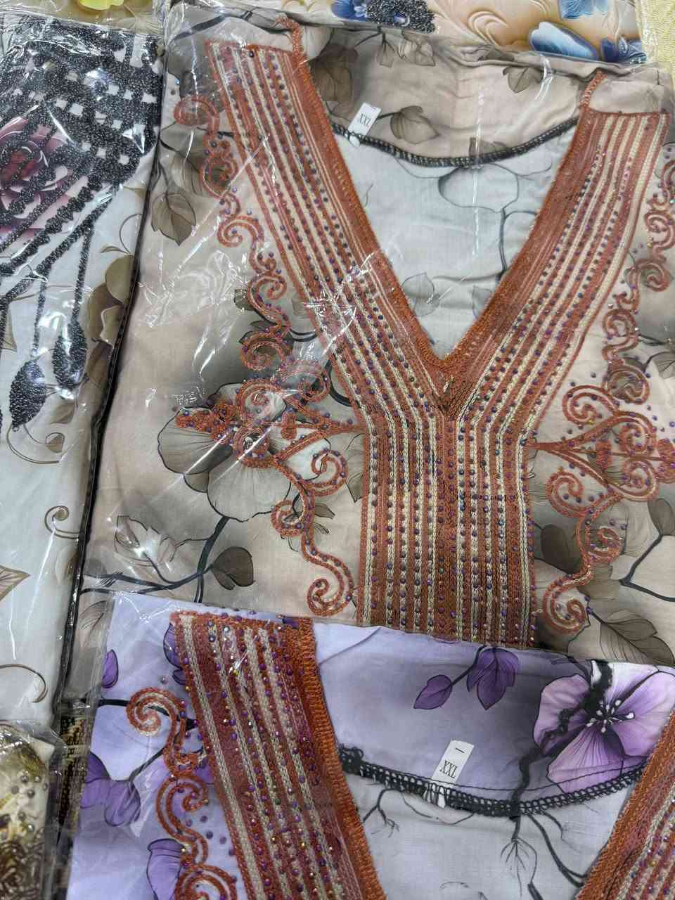 #جديد
بسم الله ماشاء الله 😍❤️❤️
مخوووور خامه حرير تموت
الطول كامل
الكوالتي ممتاز
للاستفسار عن تفاصيل اكثر
ضيفو القناة متوفر افضل القطع والخامات الجميلة باانسب الاسعار❤️😊 
https://t.me/zozetajar 
#جملة 
#بضاعة 
#جديد


**إذا كنت صاحب هذا الإعلان وتريد حذفه لأي سبب، رجاءا أرسل رسالة إلى الدعم الفني**