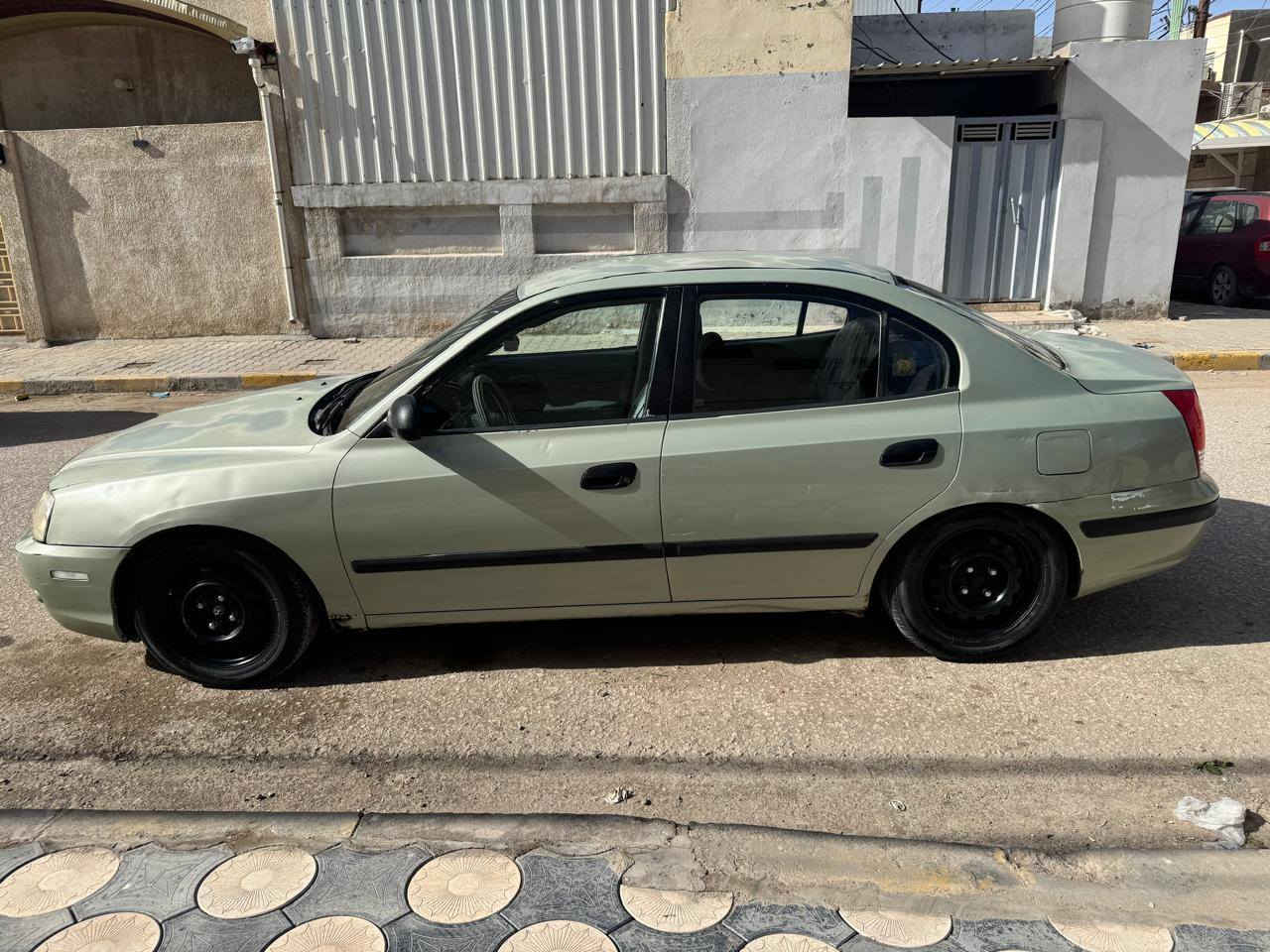 السلام عليكم
النترا موديل 2006

سياره تبريده كلش حلو 

مكينه بيها بخار 

حداديه 90 بالميه 

سيارة مكفوله

مكاني النجف 
السعر 65 وبي مجال 

***********
