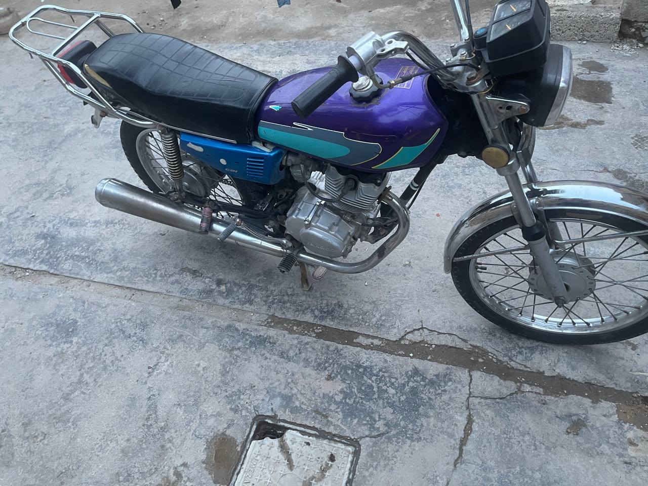 سلام عليكم اربعه كير  كلك كلك للبيع سعر 300 وبيه مجال شلعه فول مكاني كربلاء حي عامل


**إذا كنت صاحب هذا الإعلان وتريد حذفه لأي سبب، رجاءا أرسل رسالة إلى الدعم الفني**