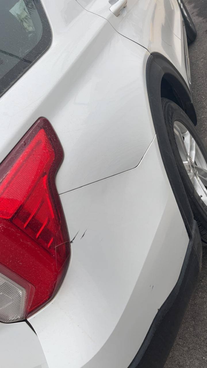 🚗 فورد اكسبلورر 2021 – XLT – أمريكي 🇺🇸
للبيع سيارة Ford Explorer
🔹 المواصفات: XLT
🔹 العداد: 69 ألف ميل
🔹 رقم أربيل
🔹 المكان: بغداد
💰 السعر: 26,000 دولار
📞 للتواصل:
***********
