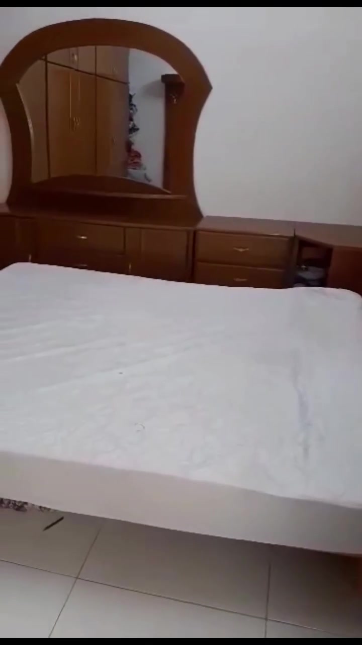 السلام عليكم غرفه صاج تكمه بدون اي ضرر كامله ونضيفه ساده ميروح موديلهه رايديه ب٧٥٠ مكاني الراشدية


**إذا كنت صاحب هذا الإعلان وتريد حذفه لأي سبب، رجاءا أرسل رسالة إلى الدعم الفني**