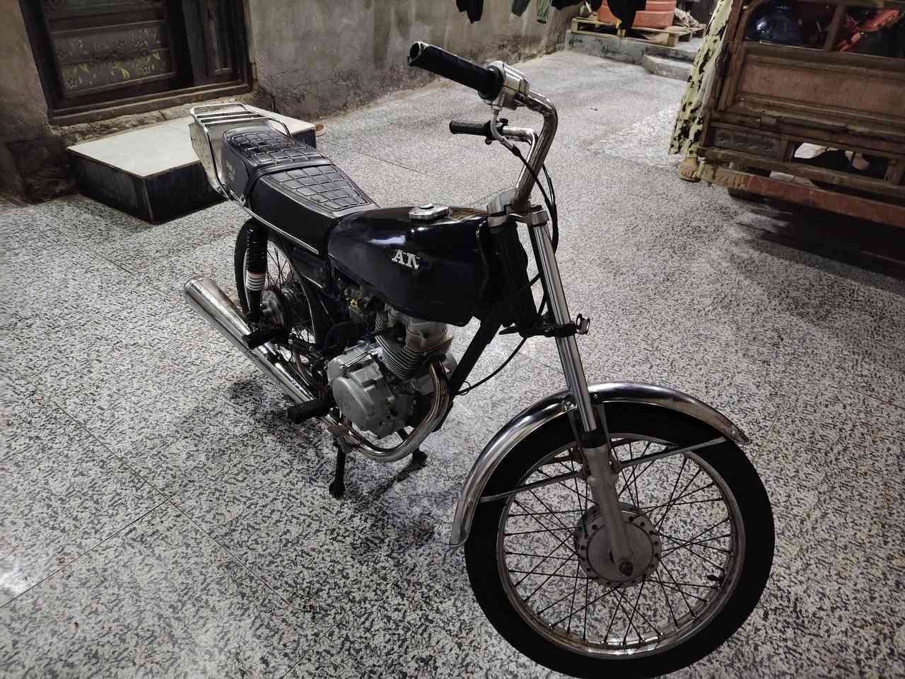 البيع دوات ابو الخصيب البهادريه السعر 400 ما بيه شي تعال شوف ***********
