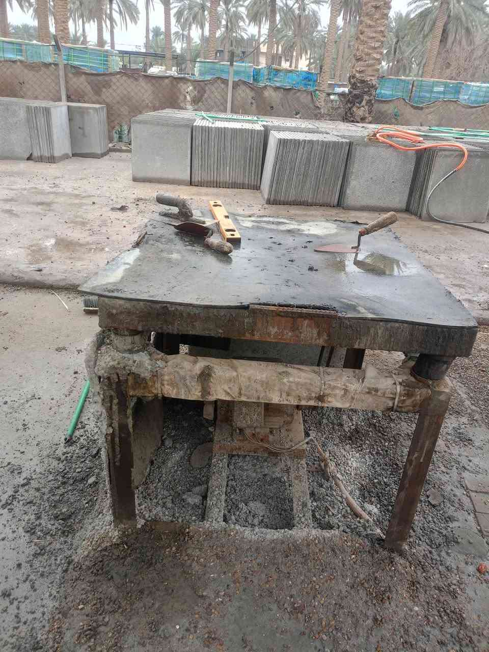 السلام عليكم قوالب شتايكر سطوح 80×80
4سم للبيع قوالب شرط النضافه وقويات حديد اوكراني 150قالب مع الهزاز والخباطه 
مكاني كربلاء السعر 35الف للقالب الواحد 
للأستفسار الأتصال على الرقم 
***********
***********
