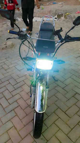 سلام عليكم دراجه يراني خمسه كير  دراجه حلوه موديل 2020 كير محرك مكفول مكاني بغداد الحسينية الراشديه سعر ٤٠٠ رقم ***********
