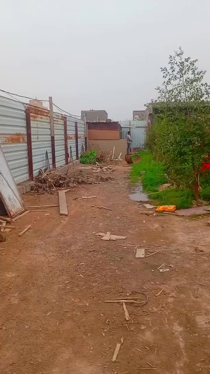 مزرعه مساحتها 525للبيع مكانه بعلوة  الفحل يم صورة العباس منطقه سكنيه خدمات بلكامل وطني خطين مولده ماي تحتوي على دار هيكل مساحته 100 
متر  سعره 45
بيه اقرار محكمه 
صاحب الارض كله كاعد بصفك 
***********
اتصل بي واتساب
