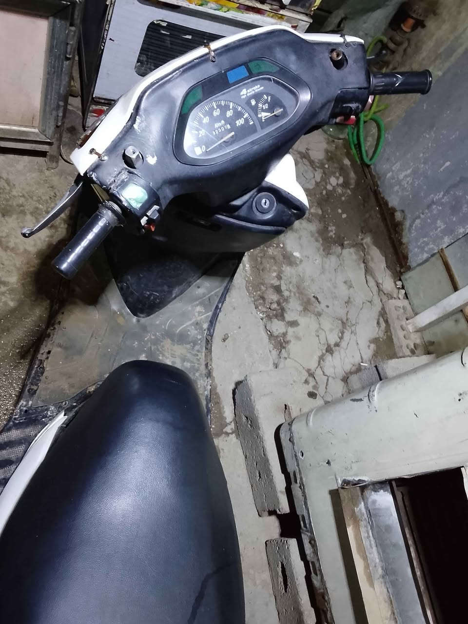 ‎دراجه فضائي للبيع السعر 300 وبيه مجال مكاني الشعب نهايته شارع التجار رقمي
***********‎ بغداد, العراق
