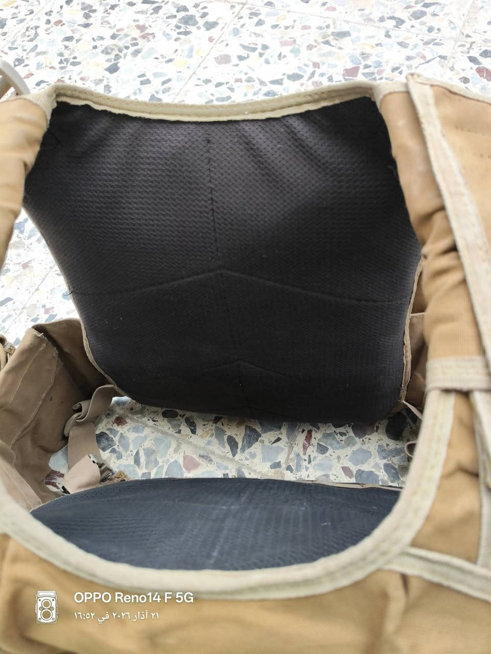 غراض عسكرية سعر مناسب شلع بدون عمله ب 50 الف قفل سعر اخو البلاش درع نضيف مرتب جعب داخليه وخارجيه حلو مشلح 
مطري عسكري جديد 
كسارات 
نطاق رفيع 
نطاق عريض اصلي 
جفوف صوف 
كلهن شلع ب 50 الف قفل مكاني بغداد الحسينية بالبداية قرب مطعم الامير على الشارع قريب كلش الشراي يجي خاص او يتصل هذا رقمي ***********
