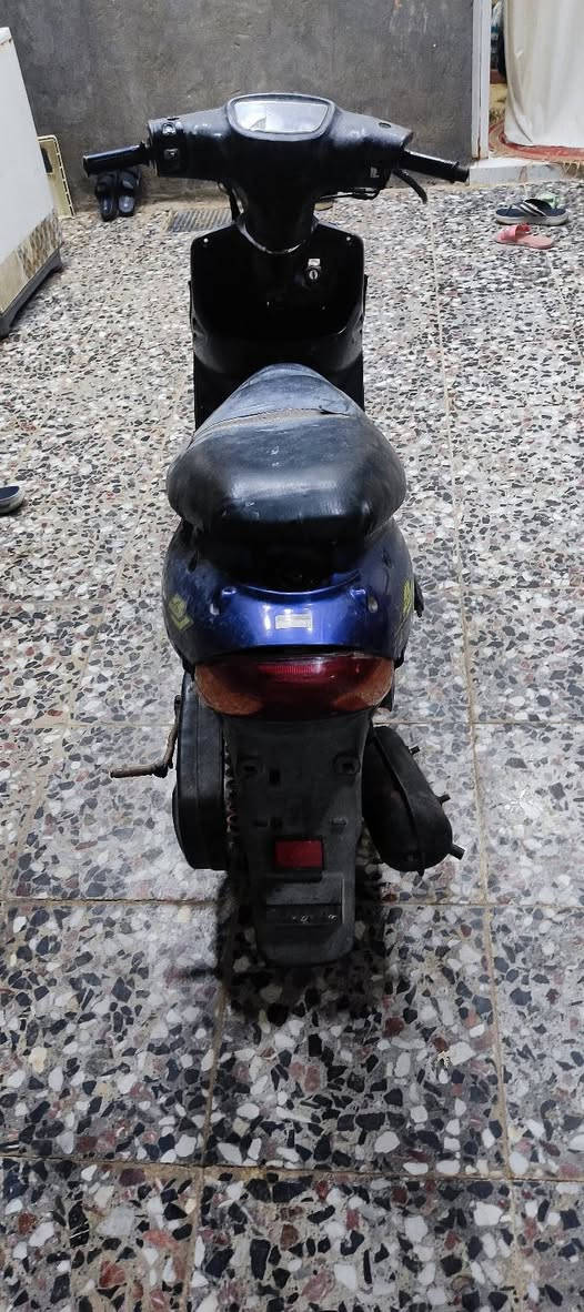 دراجه للبيع 9زروف تشتغل وتطفه ما ادري شبيه ابيع كوم حديد سعر 120 وبيهه مجال مكان المجر الكبير للعلم المكينه ما مفتوحه ***********
