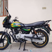 بوكسر موديل 22 رقم انكليزي نظيفه اكثر من ماتتوقعون السعر مليونين  وربع...