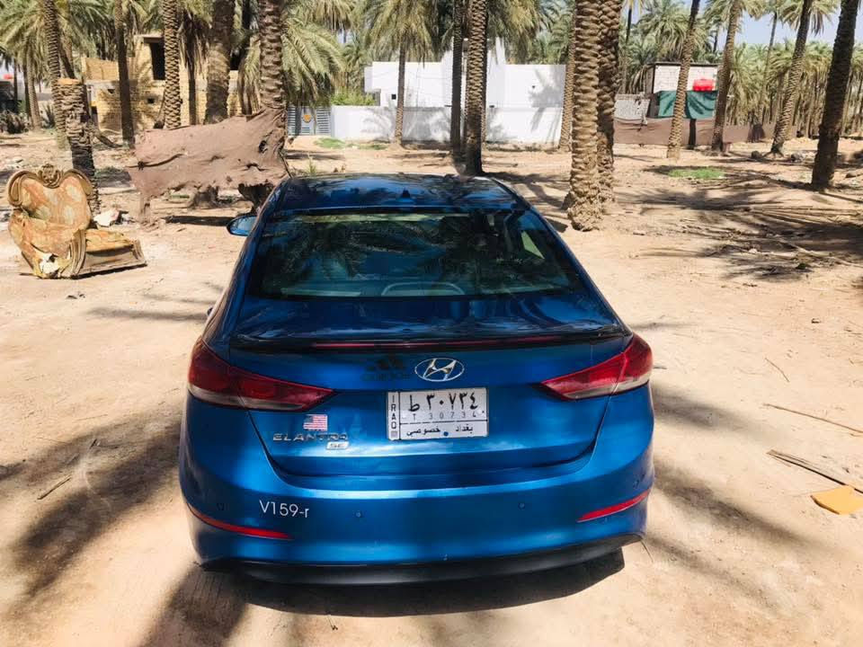 السلام عليكم
النترا 17 بدون تبديل فقط صبغ قطعتين 
السعر 112 وبيه مجال
***********
