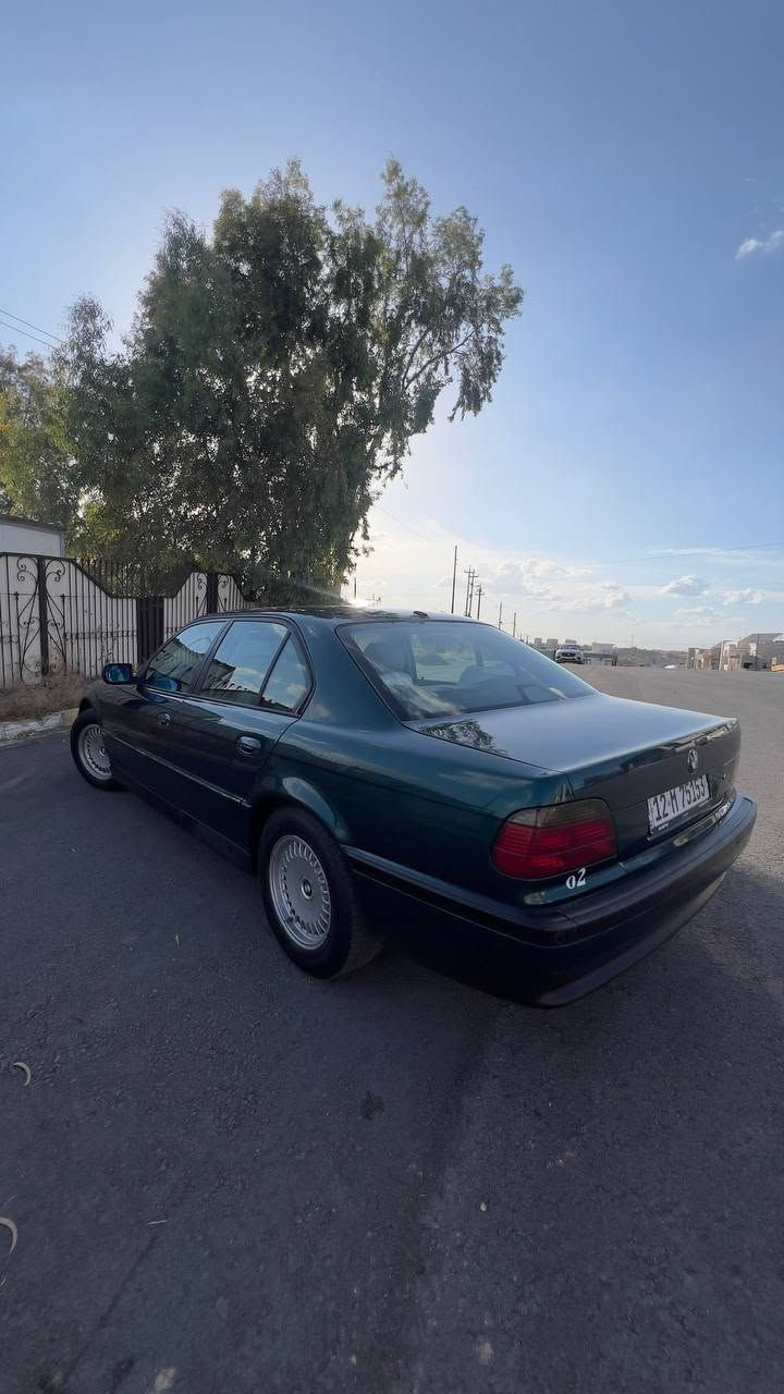 السلام عليكم
BMW
موديل 1996حجم 735
صبغ عام الجامغ الخلفي مبدل 
غرفة جديدة مخمل كهرب 
بدون فتحة 
مكينة كير تبترونك (اوتو عادي) جدد
سيارة ما متعوبة 
بدون فتحة 
جاهزة مابيها اي نقص كهربأياتها وضع الشركة 
تبريد ثلج تحكمات ستيرن تثبيت سرعة شغال
سيارة بأسمي تحويل فقط 
السعر 80

العنوان موصل حي الحدباء 

للاستفسار هذا رقمي  ***********
