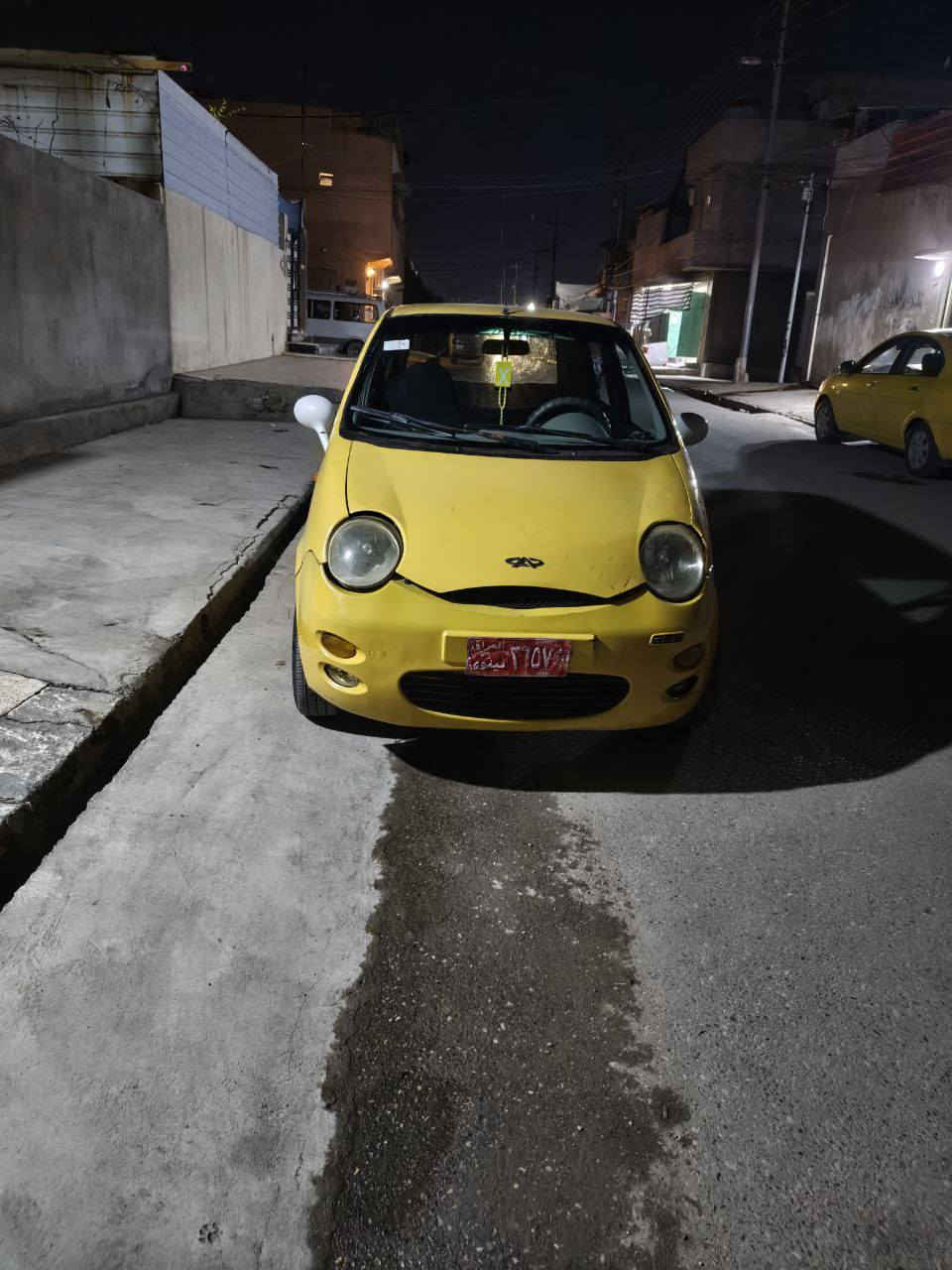 سياره كيو كيو للبيع مديل 2012   بلا ضرر وبلا صبغ بيها طخه باب السايق ومامعدلا شرط التحويل سياره مال بيت ومامتعوبه تبريد شغال سعر ١٨ وبيها مجال قليل للئستفسار  
***********
***********
