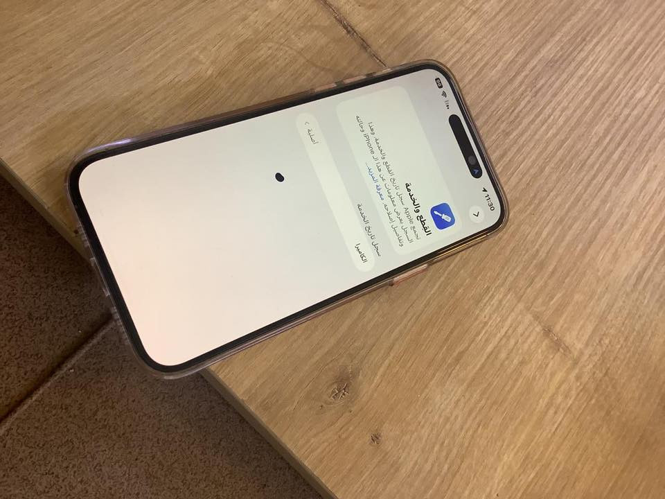 السلام وعليكم 14 برو ماكس لون ذهبي كولد بي نقطة صغيرة كلش وما مأثرة عليه ابد صارلهة سنة وما كبرت التلفون باتري 80 
الذاكرة 256السعر 600 الف وبي مجال قليل العنوان بغداد الكرخ 
***********
