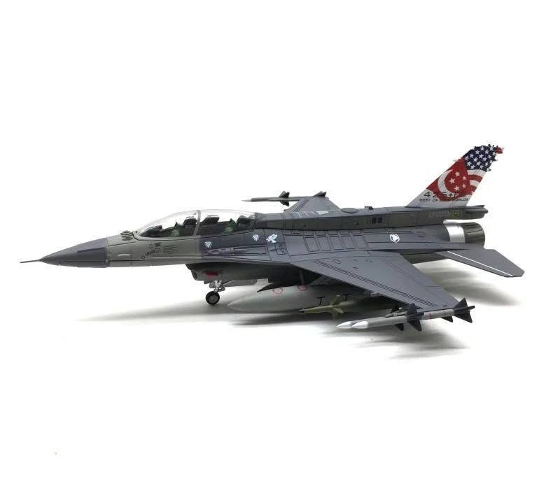 للبيع مجسم معدني لطائرة مقاتلة من طراز F-16D Fighting Falcon بمقياس 1/72.
نوع المجسم: طائرة محاكية مصنوعة من خليط معدني (Diecast).

التفاصيل الفنية: يتميز المجسم بتصميم "425th Fighter Squadron" الخاص بسلاح الجو السنغافوري.

الملحقات: يأتي المنتج مع حامل عرض معدني قابل للتركيب.


**إذا كنت صاحب هذا الإعلان وتريد حذفه لأي سبب، رجاءا أرسل رسالة إلى الدعم الفني**