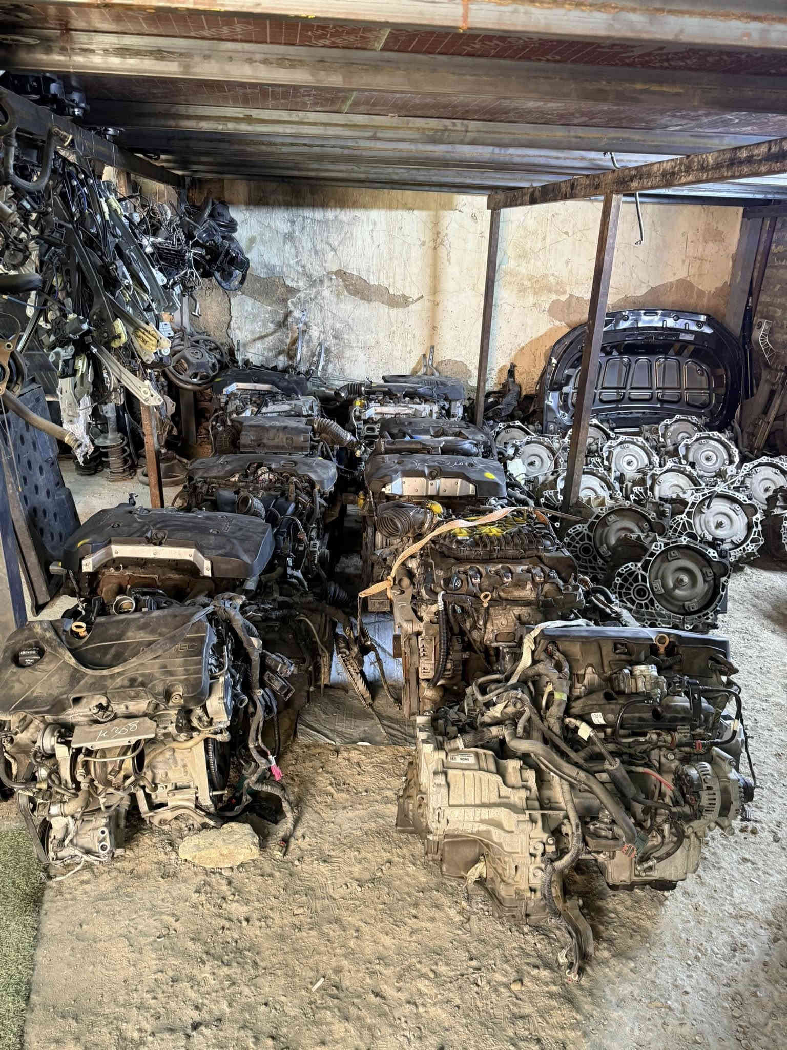 بيت الشوفر2..
لتجارة قطع غيار جميع سيارات الشوفر...لبيع المواد الاحتياطية والتفسيخ لسيارات الشوفرليت ( الماليبو / امبالا /جي ام سي اكاديا/ جي ام سي تيران / شوفر اكونكس/ )...
يتوفر توصيل لكافة محافظات العراق ...
العنوان : بغداد - الشيخ عمر - مدخل ساحة الطيران - الفرع الاول على اليمين - المحل الرابع .
اتصال واتس اب الرقمين  ..مرتضى الساعدي ***********. ***********
***********
