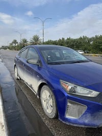 مرحبا عندي هونداي ايونك هايبرد19 اريد مراوس  بدورنكو.07724423385