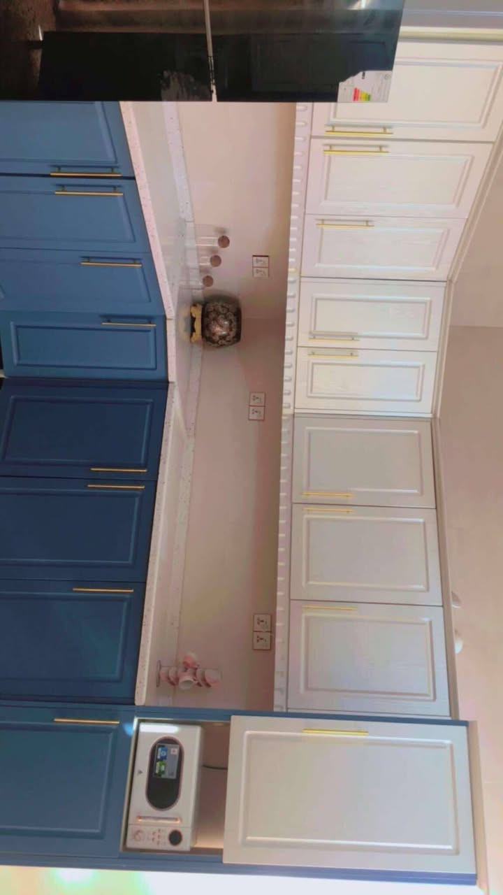 🔹 السلام عليكم 🔹
       مشتمل للبيع 
::::::::::::::::::::::::::::::::::
🔹المنطقة:- الخاچية ال  7000
🔹نوع العقار:-مشتمل
🔹المساحة:-115م مربع
🔹الوجه:-10م
🔹النزال:-11.5م
🔹عرض الشارع:- 20م امام حديقة من ضمن المنزل
🔹عدد الطوابق:-طابقين
🔹تفاصيل البناء::-
🔹الطابق الاول يتكون من::استقبال  وهول ومطبخ وغرف نوم عدد(1)وصحيات ومنور والطابق الثاني ثلاث غرف نوم عدد ( 3 )
🔹المكان شارع القسم البلدي  
 
👈و لمزيد من التفاصيل والاستفسار الاتصال على الرقم *********** او مراسلة الصفحة
