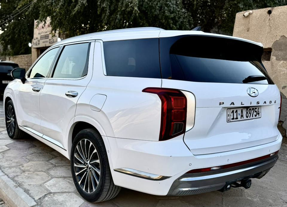 السلام عليكم
هونداي بالسايد كالكرفي موديل 2023 وارد امريكي حادثها مثل ما موضح بالصور تبديل باب عكس السائق و مصبوغ ويا حافة الجاملغ الأمامي وحافة الباب الخلفي فقط الباقي كله كفالة رقم بغداد بسمي تحويل مباشر 
فول مواصفات 
سقف بانوراما فتحتين
شاشة كبيره متصله
شاشة داتا شو
5 كامرات 360 درجه 
بصمة تشغيل وبصمة ابواب 
تشغيل عن بعد
تقديم وترجيع بالبصمة اصطفاف ذاتي
صندوق كهرباء شفط 
رادار امامي خلفي و رادارات جانبية
تحديد مسار
قيادة ذاتية 
حساسات خلفية وأمامية 
كشنات كهرباء وتدفئة وتبريد جميع الكشنات 
تبريد مركزي منفصل
خزن ميموري 
كشنات جلد ملكي قلاب منفصل 7 راكب
كشن هزاز
بردات جانبية
تدفئة استيرن
مرايه جانبيه قلاب واشاره وهيتر 
شاحن لاسلكي
سماعات هارمن كاردن عدد 16
سايد بريك بصمة 
5 وضعيات قيادة 
ويل كب حجم 20
فول تحكم ستيرن
شفتات بالستيرن
وبعد بيها مواصفات هواي
السعر 330
***********
