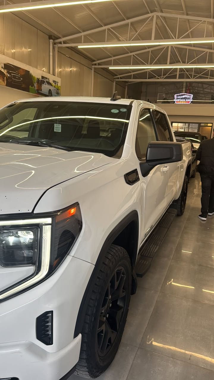 للبيع: جمسي سييرا 2023 (Edition) - بحالة ممتازة 🦅
المواصفات:
• الموديل: 2023.
• النوع: جمسي سييرا Edition (نص فول).
• ⁠محرك 2700 تيربو (4 سلندر)
• التصميم: باب طويل، بدي طويل.
• المقصورة الداخلية: دشبول تاهو (الحديث)، كشنات كهرباء.
• الراحة والرفاهية: تدفئة بالستيرن، وتدفئة بالكشنات مع نظام تبريد متطور.
• الإضافات: حساسات (قاصات) أمامية وخلفية.
حالة البدي والضمان:
• السيارة بيها قطعتين بنيد و چاملغ خلفي.
• بشرط: الشاصي سليم والإيرباكات سليمة (بدون شاصي، بدون إيرباك).
• الرقم: أربيل (جاهزة للتحويل).
السعر:
• 270 ورقة (بيها مجال قليل للشراي الطيب).
للتواصل والاستفسار:
• السونار متوفر (يرسل خاص للمهتمين فقط).

• [***********] 📞
