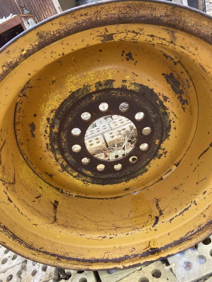 السلام عليكم وياله للبيع مال شفل عدد ثنين مكان بغداد ***********
