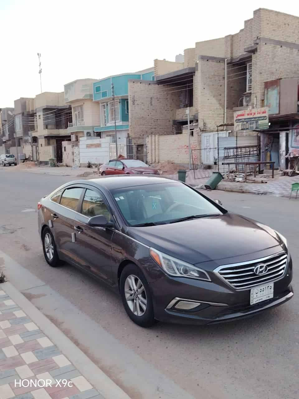 السلام عليكم سوناتا موديل 2017للبيع  رقم بغداد الماني تحويل ثاني يوم وارد امريكي حادثه بنيدل مبدل بدون دواخل وبيها ثلاث قطع صبغ وباقي كفاله مكينه 2400وكير وحداديه وتخم تاير وكهربائيات مكفولات سياره كل نقص مابيها جاهزه السعر 113وبيها مجال حك الجيه ***********مكاني كربلاء مكلف بلنشر
