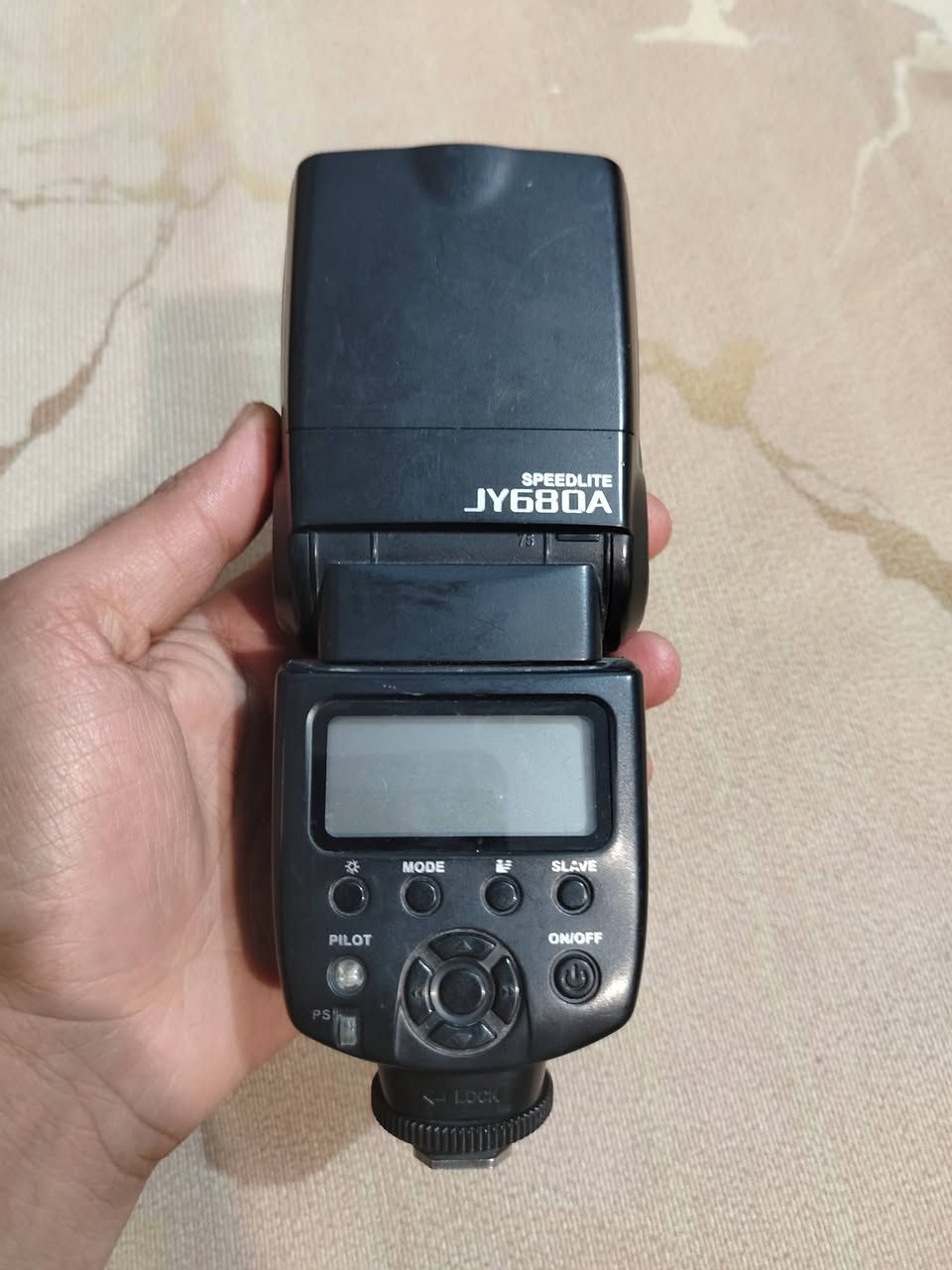 معدات تصوير كامرات نيكون لبيع
توصيل متوفر لجميع المحافظات العراق 

اتصال او واتساب ***********
