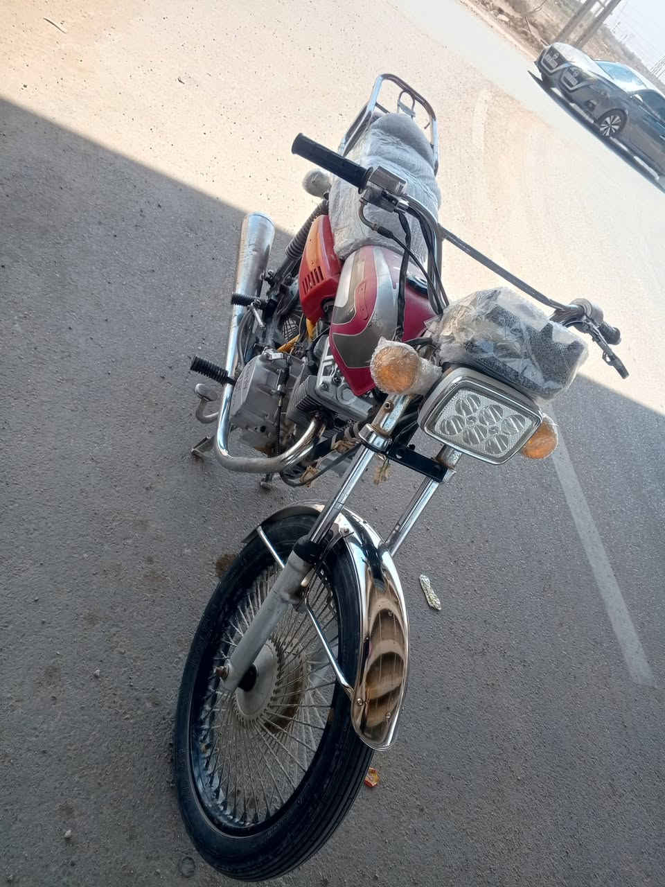 سلام عليكم دراجه نامه للبيع موديل 21كلك مكفول كفاله عامه كهربائيات شغاله مكاني شطره طريق العمار وهاذه رقمي *********** سعر 375 اوبيه مجال بصيط
