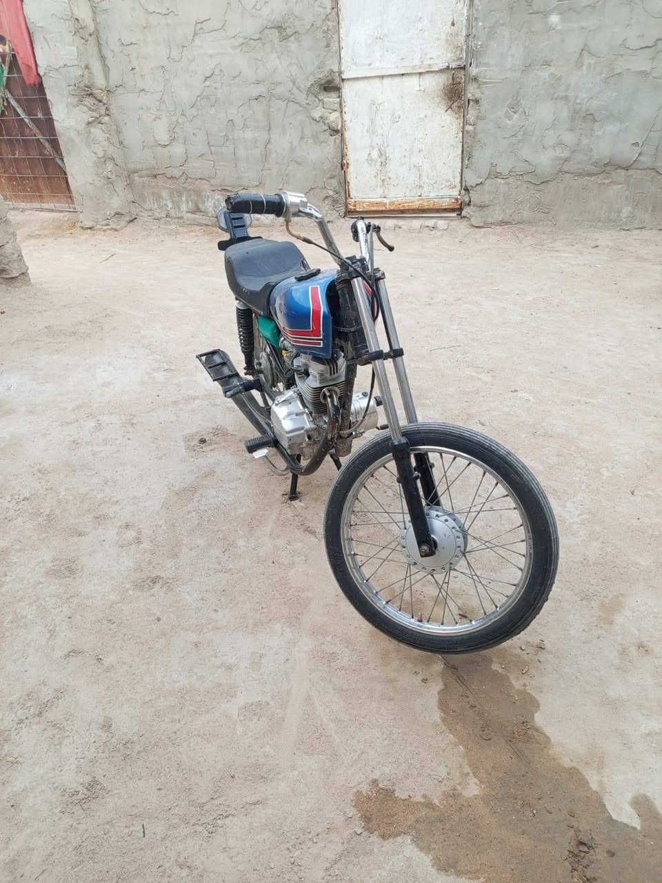 سلام عليكم درجه البيع  كلك سعر 350 وبيه مجلل رقمي *********** المكن البصره الزبير
