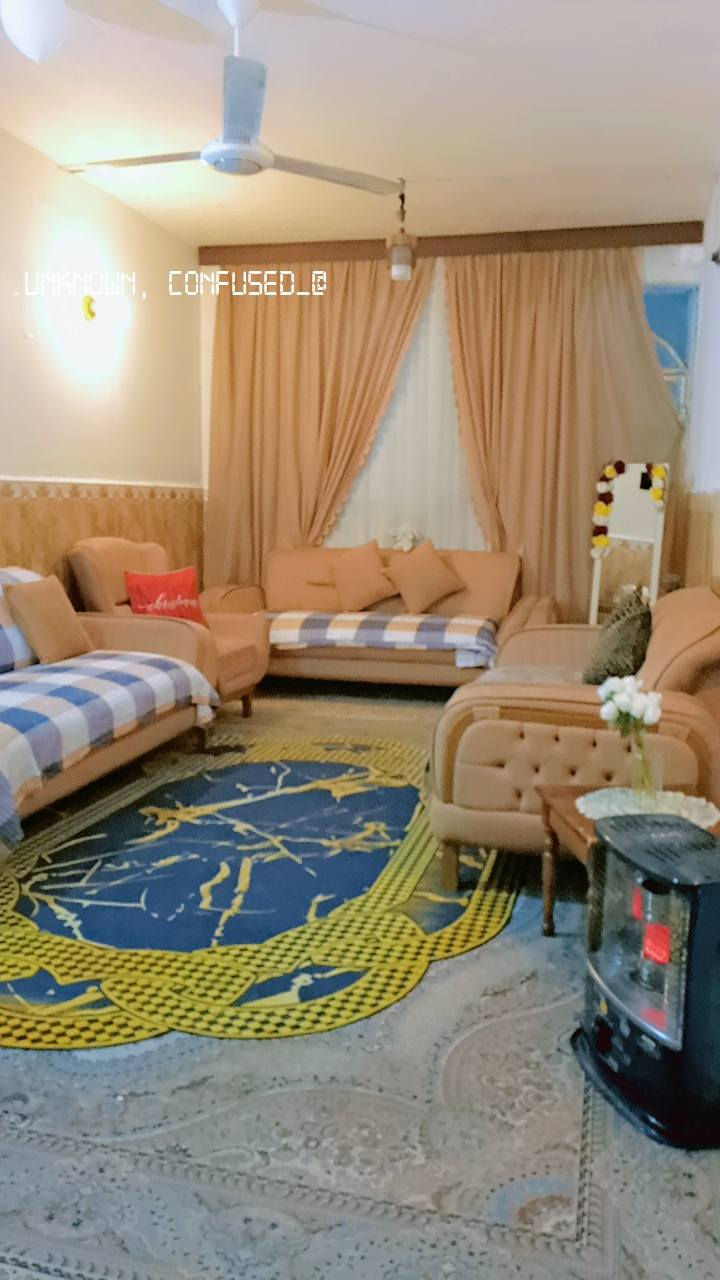 بيت للبيع في الحسينيه الراشديه قرب مطعم چكن بفرع افران ومعجنات اللامي للاستفسار عل هذا الرقم وبيه واتس *********** أو خاص مساحه لبيت 100 متر طابو
