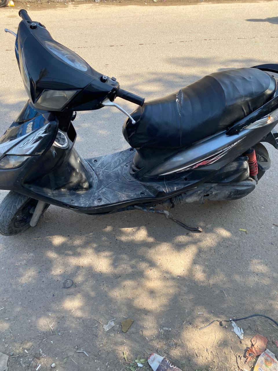 سلام عليكم ثعلب للبيع او مراوس سعر 450 و بيها مجال 
مكاني بغداد شعلة 
***********
