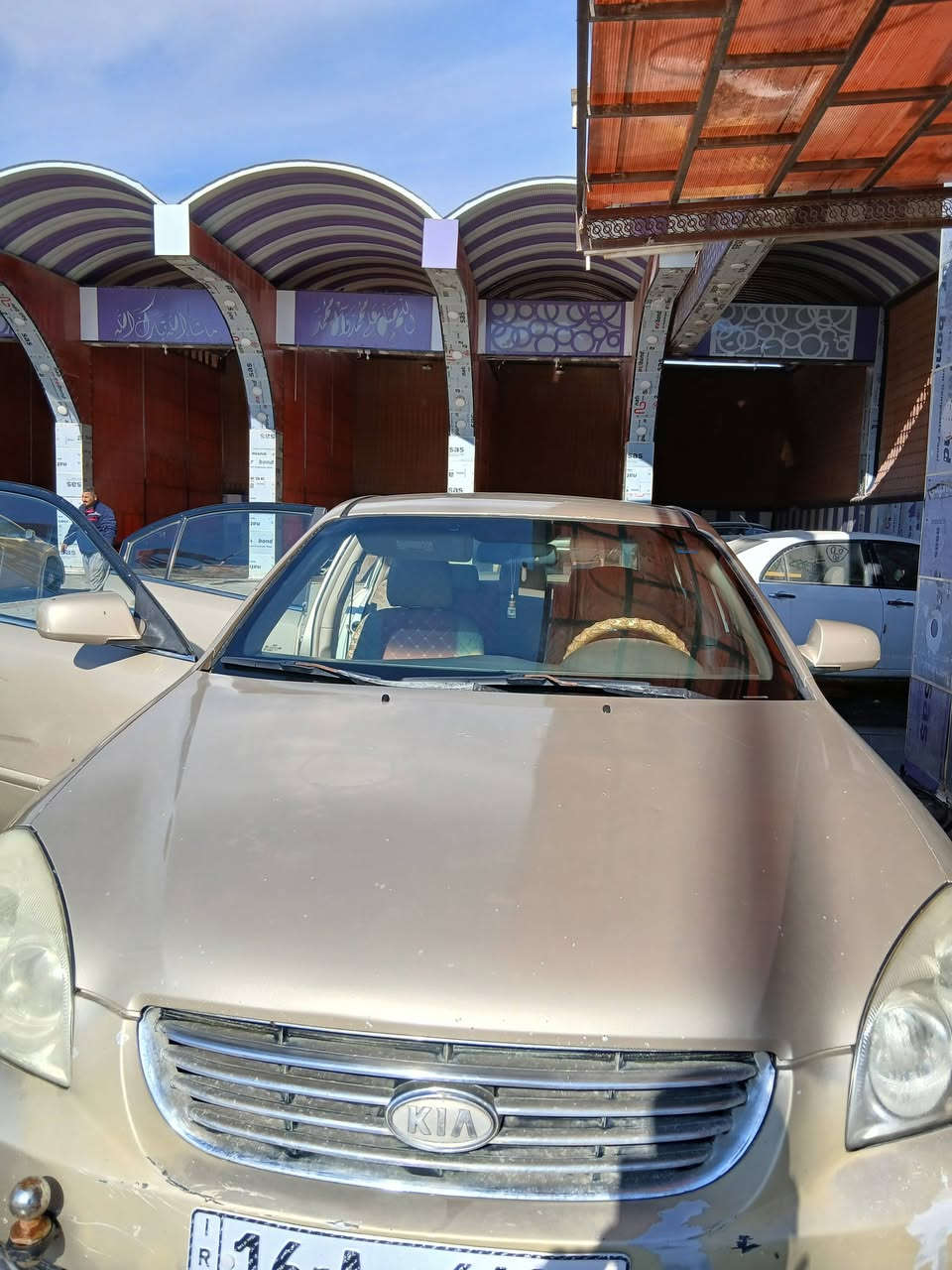 كيا ابتما موديل ٢٠٠٧ رقم انكليزي
 بااسمي العنوان.ديوانيه لون ذهبي
السعر١٠٥ مع المجال
***********
وتساب بي
