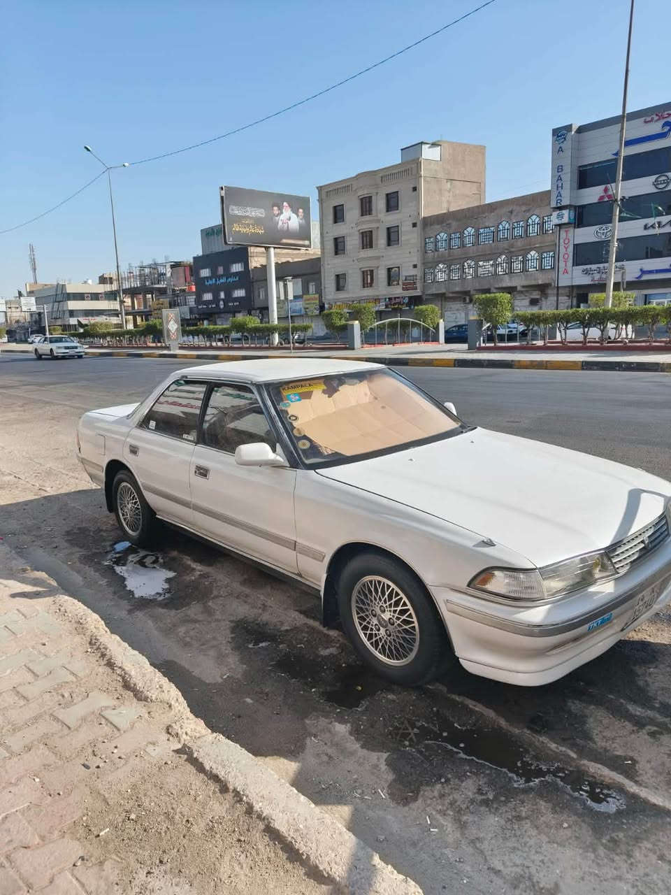 سلام عليكم سياره مارك البيع مصبوغه عام سنويه ل 2030 تبريد شغال بس نقص حداده انه مكلف بل نشر هاذ رقم ابو سياره *********** سياره العنوان بصره شارع تجاري
