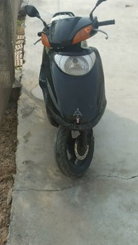 دراجه سبيسي للبيع اوراق كامله ما بيه اي نقص 07705395841