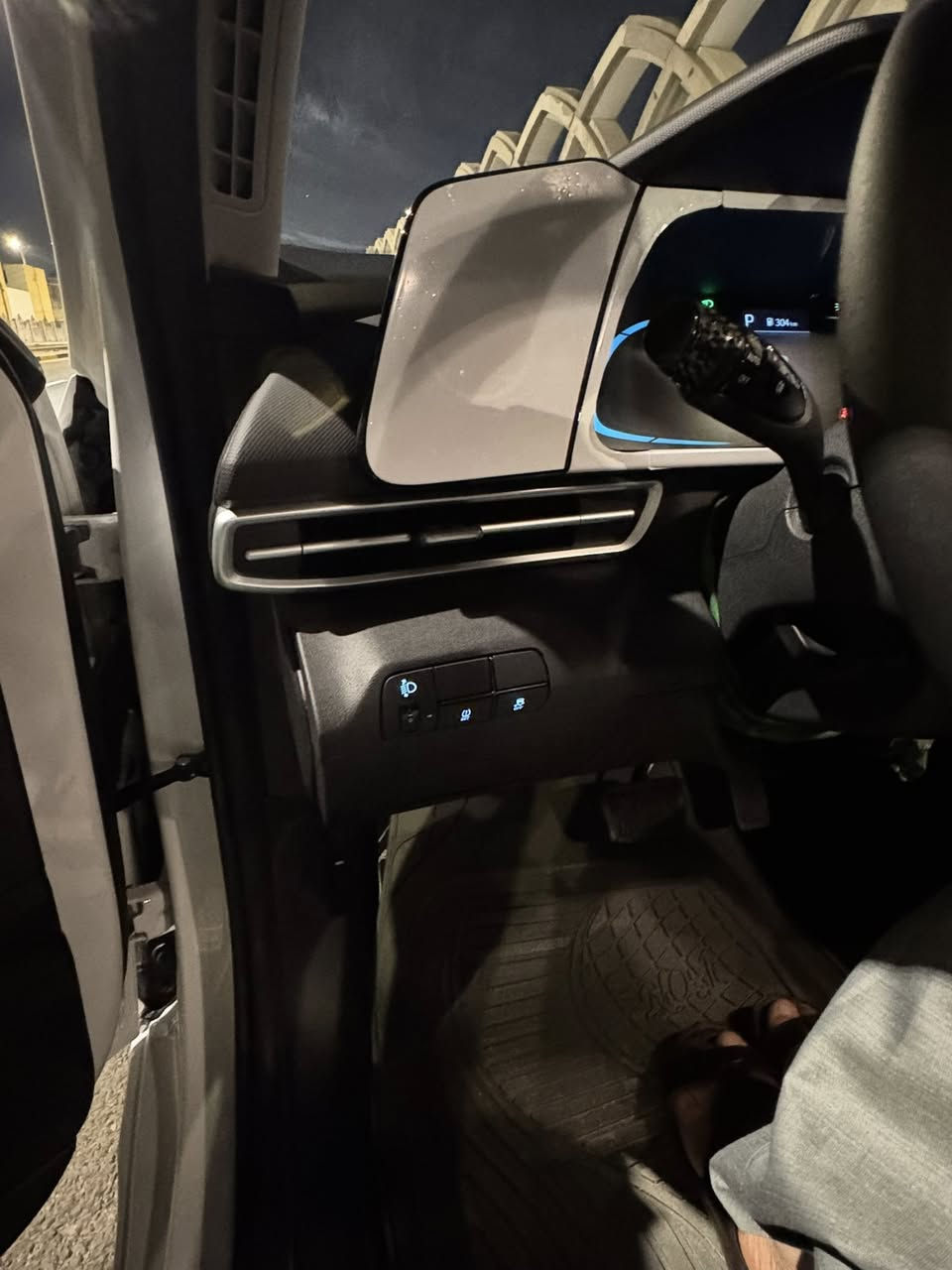 النترا ٢٠٢٥جديده ماشيه ٣٠٠٠تجميع صيني فول مواصفات محرك ١٦٠٠ دوش مكانه كربلاء السعرر ١٥٠ رقم تلفون ***********
